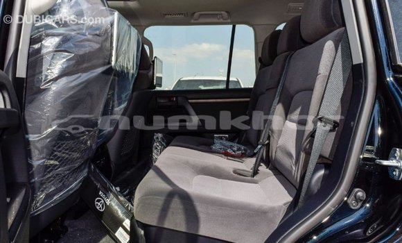 Buy Import Toyota Land Cruiser Black Car in Import - Dubai in Bumthang Buy Import Toyota Land Cruiser Black Car in Import - Dubai in Bumthang