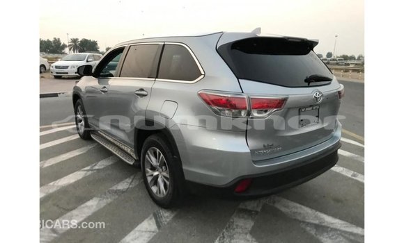Buy Import Toyota Highlander Other Car in Import - Dubai in Bumthang Buy Import Toyota Highlander Other Car in Import - Dubai in Bumthang