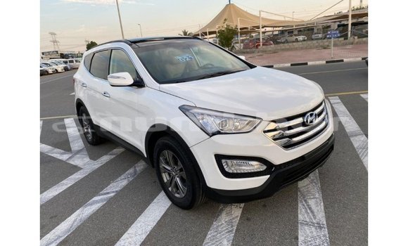 Buy Import Hyundai Santa Fe White Car in Import - Dubai in Bumthang Buy Import Hyundai Santa Fe White Car in Import - Dubai in Bumthang
