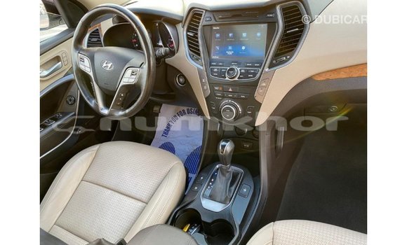 Buy Import Hyundai Santa Fe White Car in Import - Dubai in Bumthang Buy Import Hyundai Santa Fe White Car in Import - Dubai in Bumthang