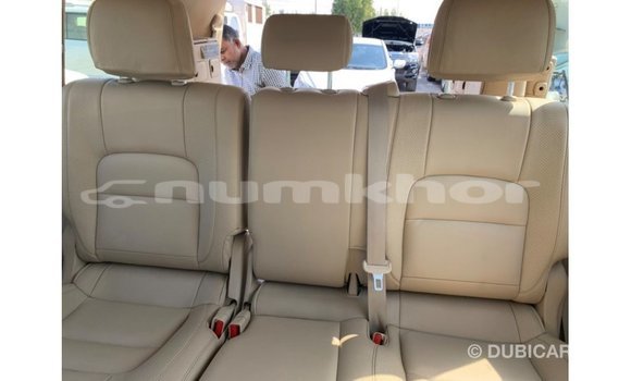 Buy Import Toyota Land Cruiser White Car in Import - Dubai in Bumthang Buy Import Toyota Land Cruiser White Car in Import - Dubai in Bumthang