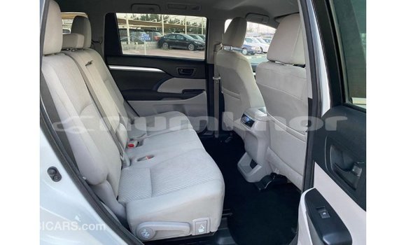 Buy Import Toyota Highlander White Car in Import - Dubai in Bumthang Buy Import Toyota Highlander White Car in Import - Dubai in Bumthang
