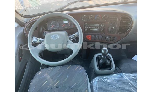 Buy Import Hyundai Accent White Car in Import - Dubai in Bumthang Buy Import Hyundai Accent White Car in Import - Dubai in Bumthang