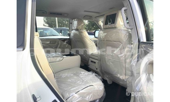 Buy Import Infiniti Q White Car in Import - Dubai in Bumthang Buy Import Infiniti Q White Car in Import - Dubai in Bumthang