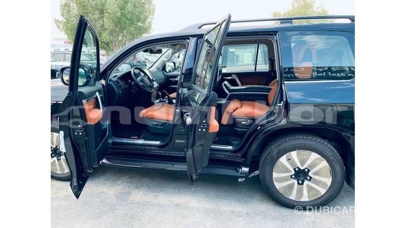 Big with watermark toyota land cruiser bumthang import dubai 2426