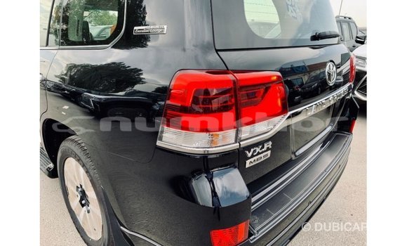 Buy Import Toyota Land Cruiser Black Car in Import - Dubai in Bumthang Buy Import Toyota Land Cruiser Black Car in Import - Dubai in Bumthang