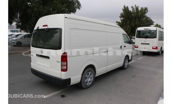 Buy Import Toyota Hiace White Car in Import - Dubai in Bumthang Buy Import Toyota Hiace White Car in Import - Dubai in Bumthang