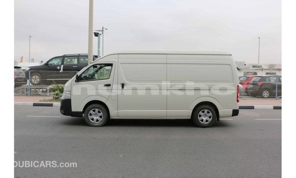 Buy Import Toyota Hiace White Car in Import - Dubai in Bumthang Buy Import Toyota Hiace White Car in Import - Dubai in Bumthang
