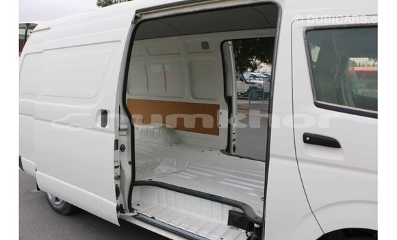 Buy Import Toyota Hiace White Car in Import - Dubai in Bumthang Buy Import Toyota Hiace White Car in Import - Dubai in Bumthang