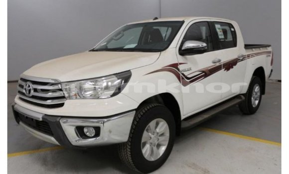 Buy Import Toyota Hilux White Car in Import - Dubai in Bumthang Buy Import Toyota Hilux White Car in Import - Dubai in Bumthang