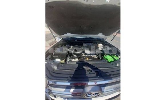 Buy Import Toyota Land Cruiser Black Car in Import - Dubai in Bumthang Buy Import Toyota Land Cruiser Black Car in Import - Dubai in Bumthang