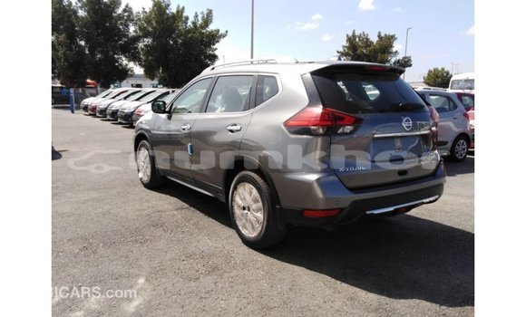 Buy Import Nissan Evalia Other Truck in Import - Dubai in Bumthang Buy Import Nissan Evalia Other Truck in Import - Dubai in Bumthang