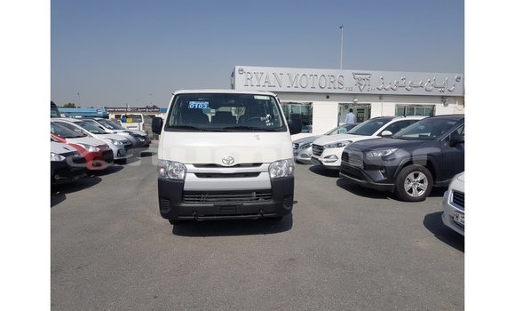 Buy Import Toyota Hiace White Car in Import - Dubai in Bumthang Buy Import Toyota Hiace White Car in Import - Dubai in Bumthang