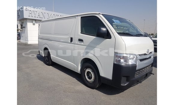 Buy Import Toyota Hiace White Car in Import - Dubai in Bumthang Buy Import Toyota Hiace White Car in Import - Dubai in Bumthang