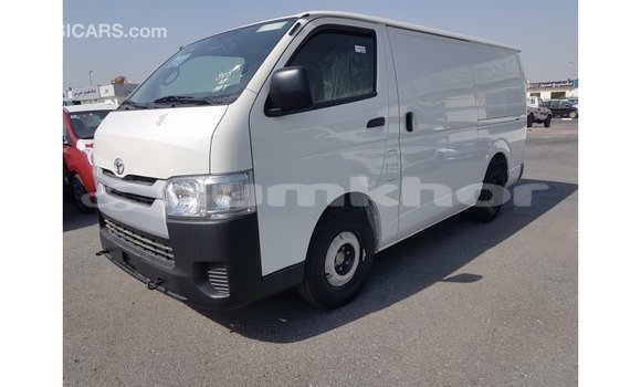 Buy Import Toyota Hiace White Car in Import - Dubai in Bumthang Buy Import Toyota Hiace White Car in Import - Dubai in Bumthang