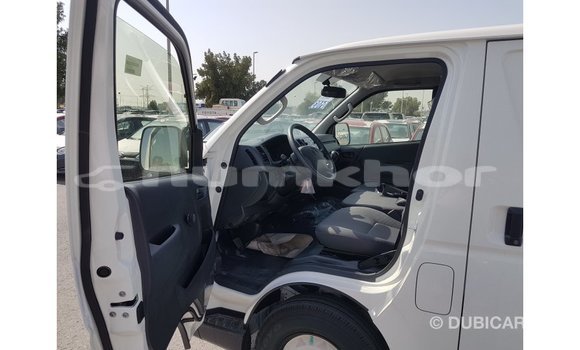 Buy Import Toyota Hiace White Car in Import - Dubai in Bumthang Buy Import Toyota Hiace White Car in Import - Dubai in Bumthang