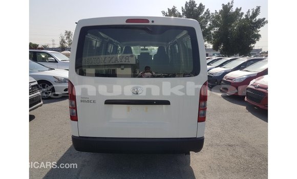 Buy Import Toyota Hiace White Car in Import - Dubai in Bumthang Buy Import Toyota Hiace White Car in Import - Dubai in Bumthang