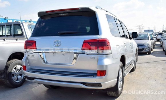 Buy Import Toyota Land Cruiser Other Car in Import - Dubai in Bumthang Buy Import Toyota Land Cruiser Other Car in Import - Dubai in Bumthang