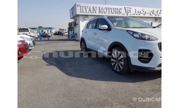 Buy Import Kia Sportage White Car in Import - Dubai in Bumthang Buy Import Kia Sportage White Car in Import - Dubai in Bumthang