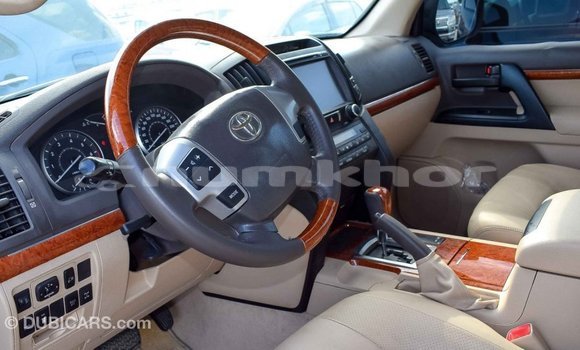 Buy Import Toyota Land Cruiser Black Car in Import - Dubai in Bumthang Buy Import Toyota Land Cruiser Black Car in Import - Dubai in Bumthang