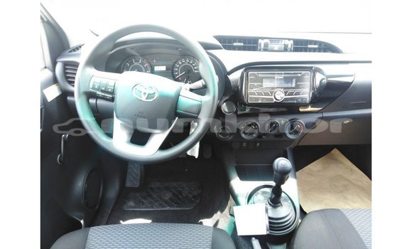 Buy Import Toyota Hilux White Car in Import - Dubai in Bumthang Buy Import Toyota Hilux White Car in Import - Dubai in Bumthang