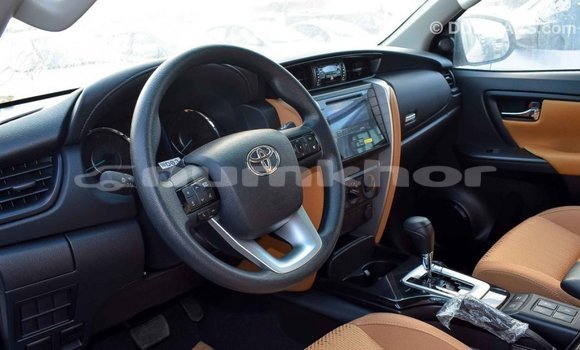 Buy Import Toyota Fortuner White Car in Import - Dubai in Bumthang Buy Import Toyota Fortuner White Car in Import - Dubai in Bumthang