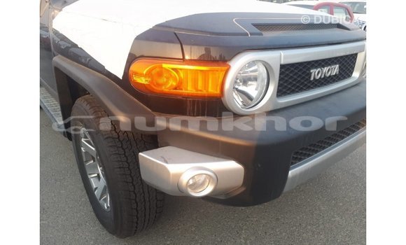 Buy Import Toyota FJ Cruiser Black Car in Import - Dubai in Bumthang Buy Import Toyota FJ Cruiser Black Car in Import - Dubai in Bumthang