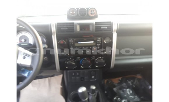 Buy Import Toyota FJ Cruiser Black Car in Import - Dubai in Bumthang Buy Import Toyota FJ Cruiser Black Car in Import - Dubai in Bumthang