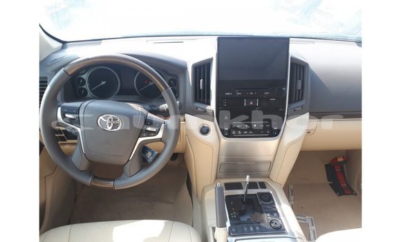 Buy Import Toyota Land Cruiser Other Car in Import - Dubai in Bumthang Buy Import Toyota Land Cruiser Other Car in Import - Dubai in Bumthang