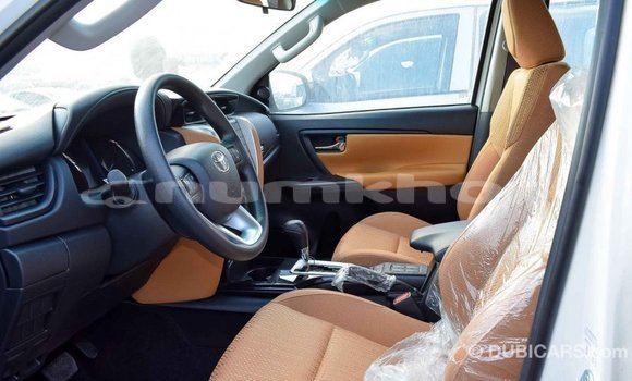 Buy Import Toyota Fortuner White Car in Import - Dubai in Bumthang Buy Import Toyota Fortuner White Car in Import - Dubai in Bumthang