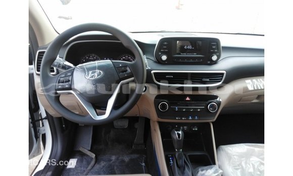 Buy Import Hyundai Tucson White Car in Import - Dubai in Bumthang Buy Import Hyundai Tucson White Car in Import - Dubai in Bumthang