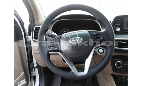 Buy Import Hyundai Tucson White Car in Import - Dubai in Bumthang Buy Import Hyundai Tucson White Car in Import - Dubai in Bumthang