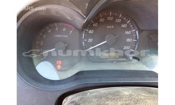 Buy Import Toyota Hilux White Car in Import - Dubai in Bumthang Buy Import Toyota Hilux White Car in Import - Dubai in Bumthang