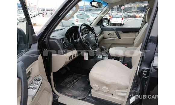 Buy Import Mitsubishi Pajero Black Car in Import - Dubai in Bumthang Buy Import Mitsubishi Pajero Black Car in Import - Dubai in Bumthang
