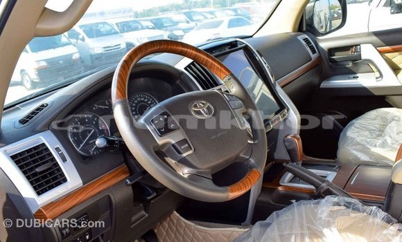Buy Import Toyota Land Cruiser Other Car in Import - Dubai in Bumthang Buy Import Toyota Land Cruiser Other Car in Import - Dubai in Bumthang