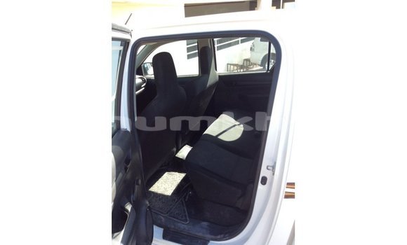 Buy Import Toyota Hilux White Car in Import - Dubai in Bumthang Buy Import Toyota Hilux White Car in Import - Dubai in Bumthang
