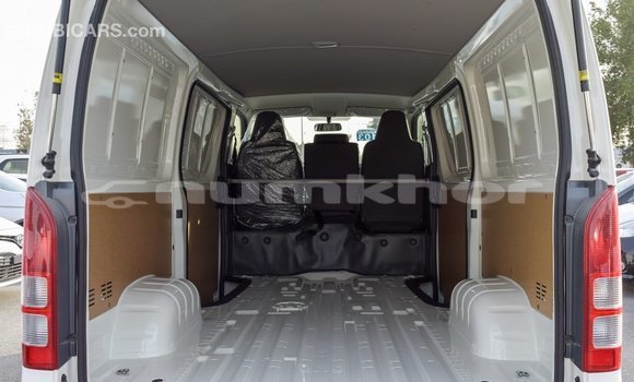 Buy Import Toyota Hiace White Car in Import - Dubai in Bumthang Buy Import Toyota Hiace White Car in Import - Dubai in Bumthang