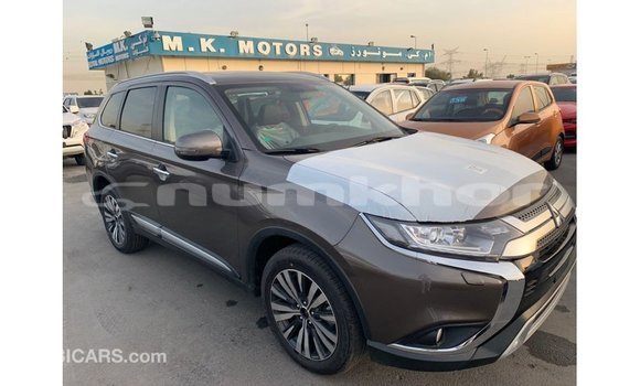 Buy Import Mitsubishi Outlander Brown Car in Import - Dubai in Bumthang Buy Import Mitsubishi Outlander Brown Car in Import - Dubai in Bumthang
