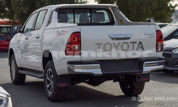Buy Import Toyota Hilux White Car in Import - Dubai in Bumthang Buy Import Toyota Hilux White Car in Import - Dubai in Bumthang