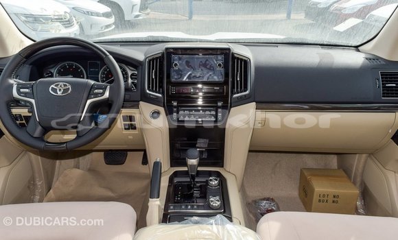Buy Import Toyota Land Cruiser Other Car in Import - Dubai in Bumthang Buy Import Toyota Land Cruiser Other Car in Import - Dubai in Bumthang