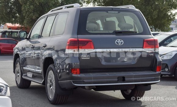 Buy Import Toyota Land Cruiser Other Car in Import - Dubai in Bumthang Buy Import Toyota Land Cruiser Other Car in Import - Dubai in Bumthang