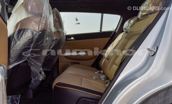 Buy Import Kia Sportage Other Car in Import - Dubai in Bumthang Buy Import Kia Sportage Other Car in Import - Dubai in Bumthang