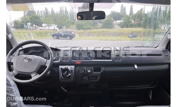 Buy Import Toyota Hiace White Car in Import - Dubai in Bumthang Buy Import Toyota Hiace White Car in Import - Dubai in Bumthang