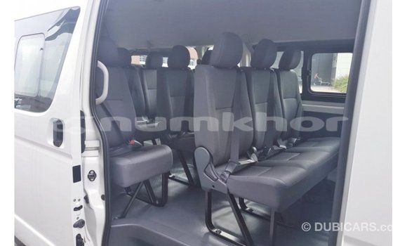 Buy Import Toyota Hiace White Car in Import - Dubai in Bumthang Buy Import Toyota Hiace White Car in Import - Dubai in Bumthang
