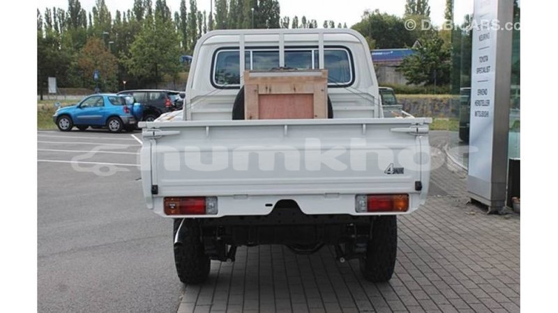Big with watermark toyota land cruiser bumthang import dubai 2529