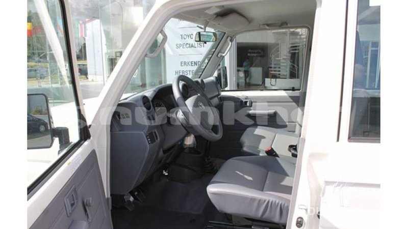 Big with watermark toyota land cruiser bumthang import dubai 2529