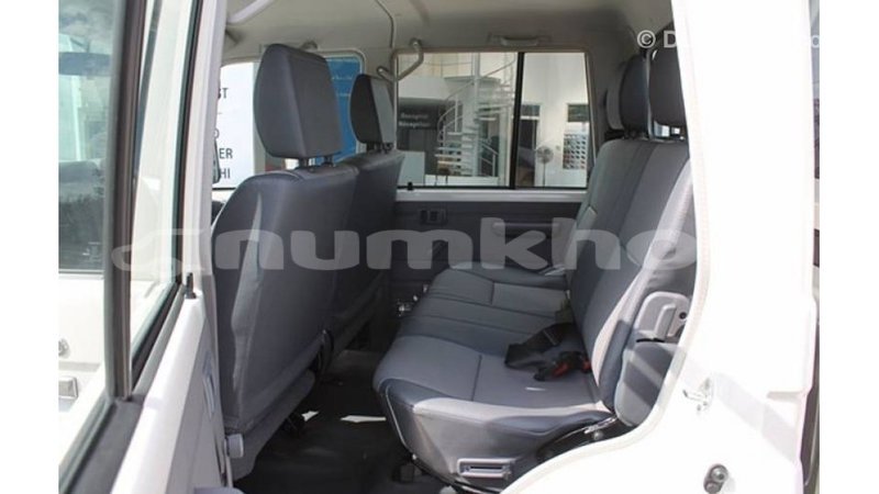 Big with watermark toyota land cruiser bumthang import dubai 2529