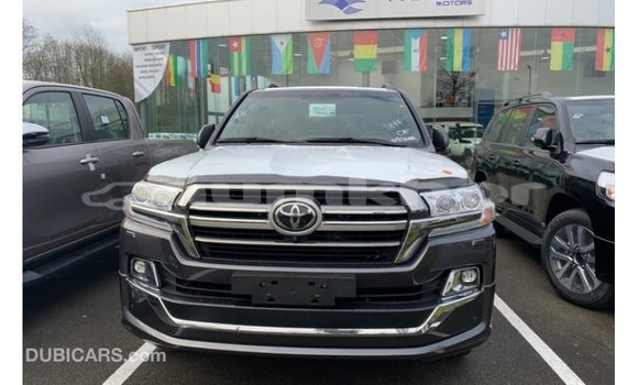 Buy Import Toyota Land Cruiser Brown Car in Import - Dubai in Bumthang Buy Import Toyota Land Cruiser Brown Car in Import - Dubai in Bumthang