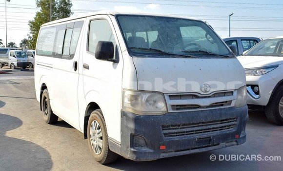 Buy Import Toyota Hiace White Car in Import - Dubai in Bumthang Buy Import Toyota Hiace White Car in Import - Dubai in Bumthang