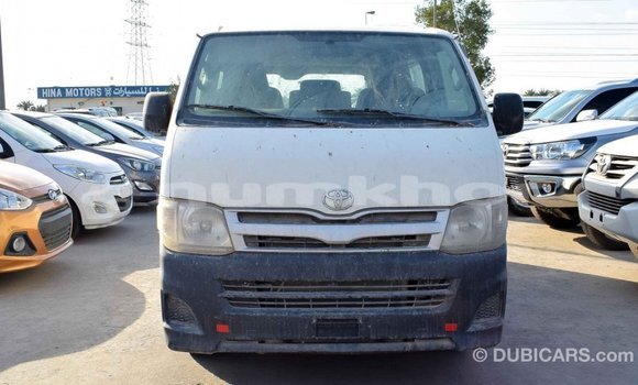 Buy Import Toyota Hiace White Car in Import - Dubai in Bumthang Buy Import Toyota Hiace White Car in Import - Dubai in Bumthang